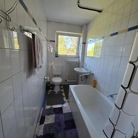 Séjour chez l'habitant Ein Ruhiges Mit Gemeinsam Genutzte Bad Und Kuechengeraete Clèves