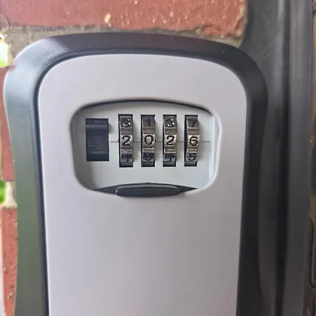 Ein Ruhiges Mit Gemeinsam Genutzte Bad Und Kuechengeraete Homestay Kleve (Dusseldorf)