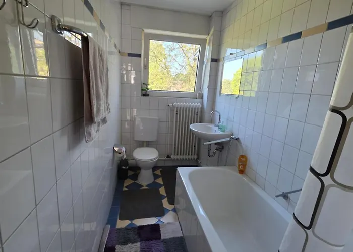 Séjour chez l'habitant Ein Ruhiges Mit Gemeinsam Genutzte Bad Und Kuechengeraete Clèves